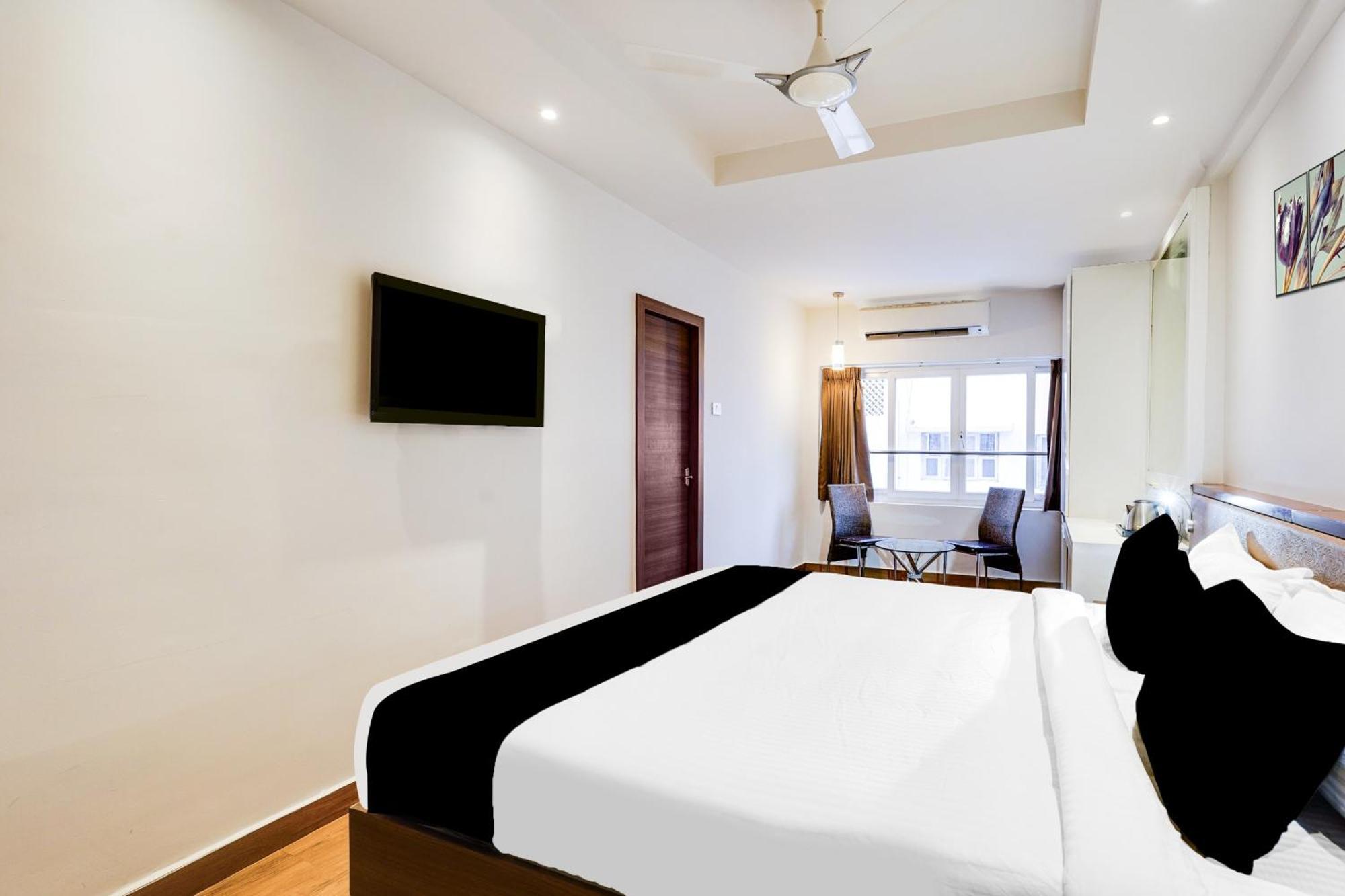 Super Townhouse Oak Kodambakkam Formerly Cine City Chennai Exterior foto
